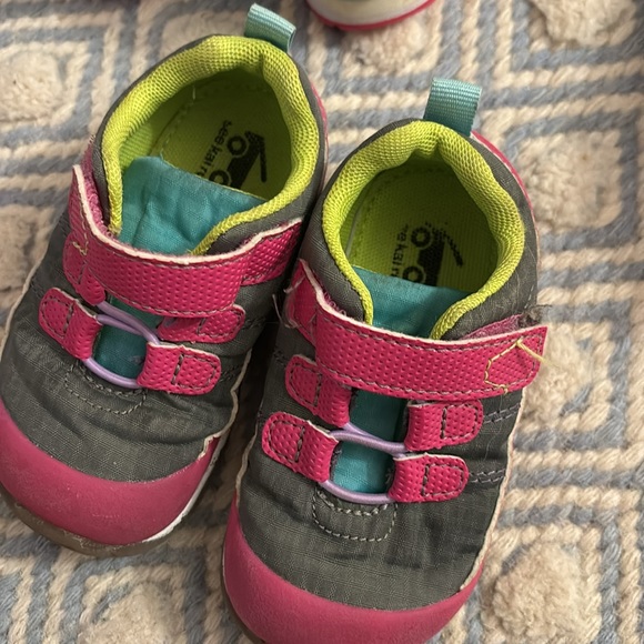 See Kai Run shoes for active little girls - Picture 4 of 4